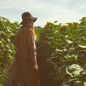 Meet your Posher, Bregane